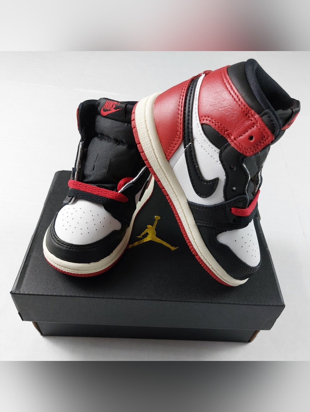 Nike Sky Jordan 1 Retro High Top OG Youth Size 7C Red Black White FD1413-106 NIB